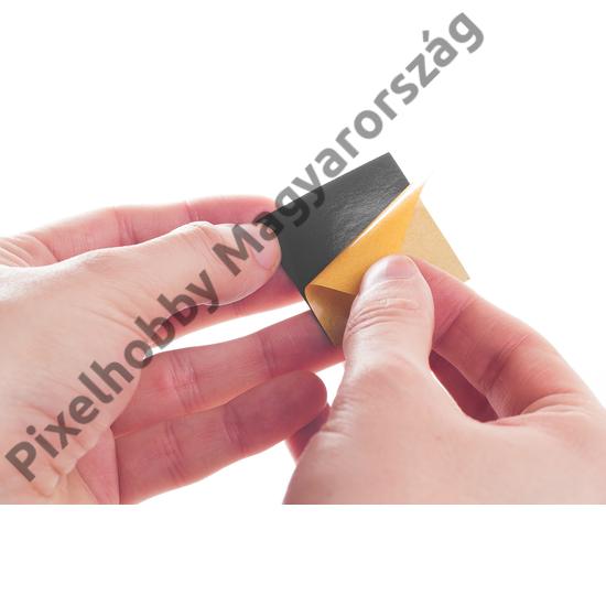 Öntapadós hűtőmágnes